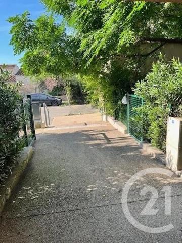 Appartement F2 à vendre  2 pièces - 45 m2 SORGUES - 84