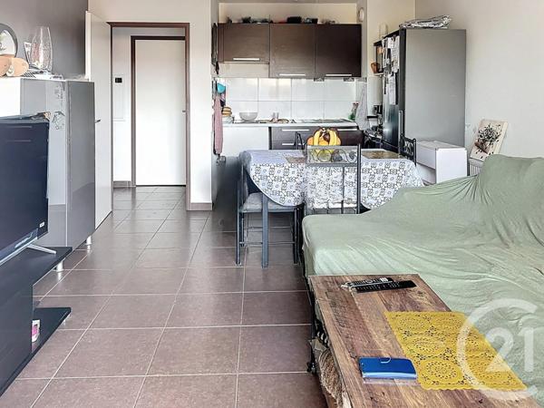 Appartement F2 à vendre  2 pièces - 45 m2 SORGUES - 84