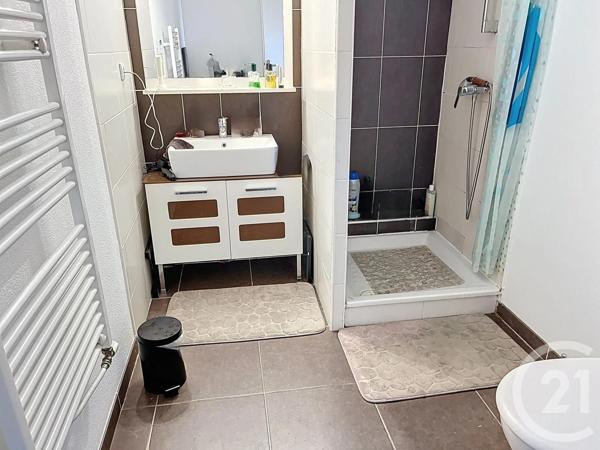 Appartement F2 à vendre  2 pièces - 45 m2 SORGUES - 84