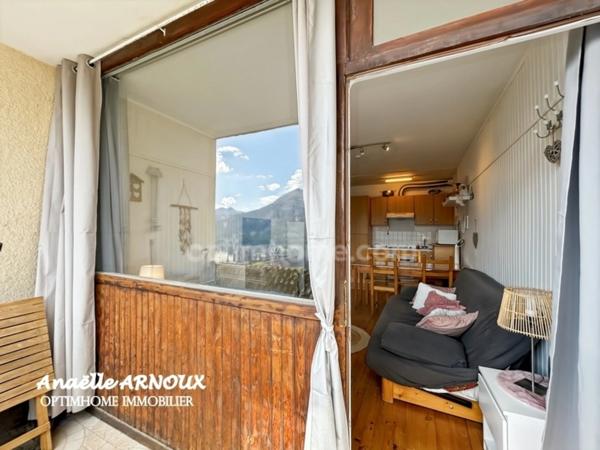 Studio cabine meublé avec balcon proche de la station d'Orcières