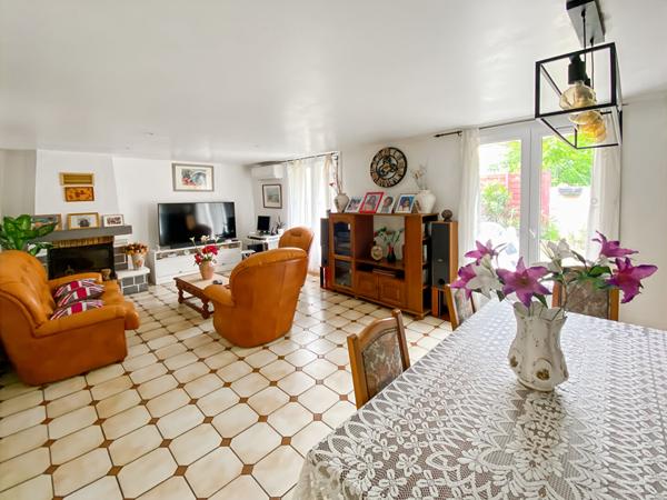 Maison Vaureal 92 m2 avec garage et terrain.