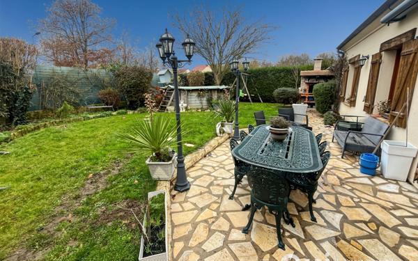 Maison à vendre    5 pièces •  Jouy-le-Moutier