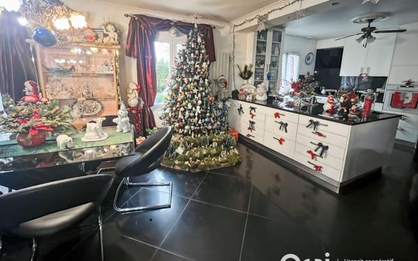 Maison à vendre    5 pièces •  Jouy-le-Moutier