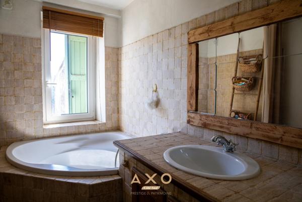 BOUC BEL AIR  MAISON DE VILLE AVEC 2 TERRASSES  90 M²  380 000 