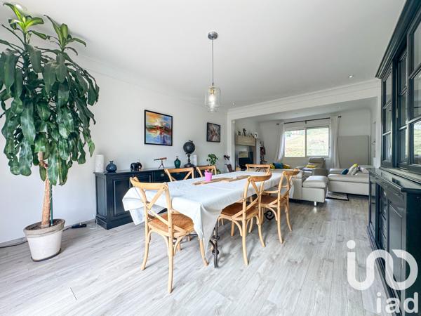 Maison à vendre 11 pièces 258 m² Saint-Jean-d'Aigues-Vives