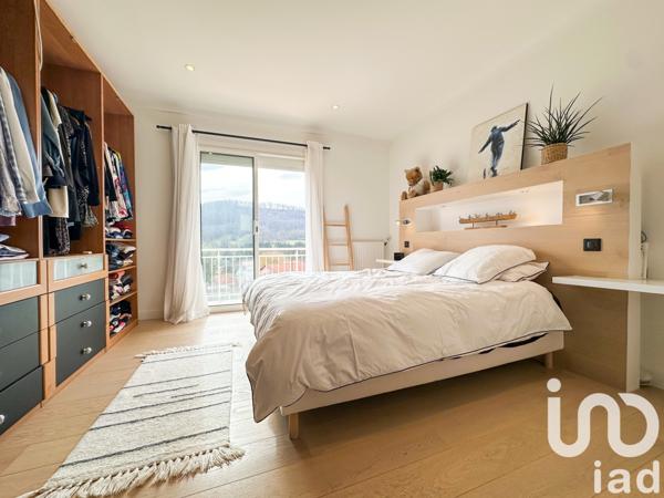 Maison à vendre 11 pièces 258 m² Saint-Jean-d'Aigues-Vives