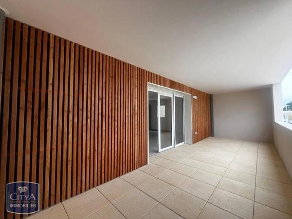 Appartement à louer 3 pièces 63.3m² Rodilhan (30230)