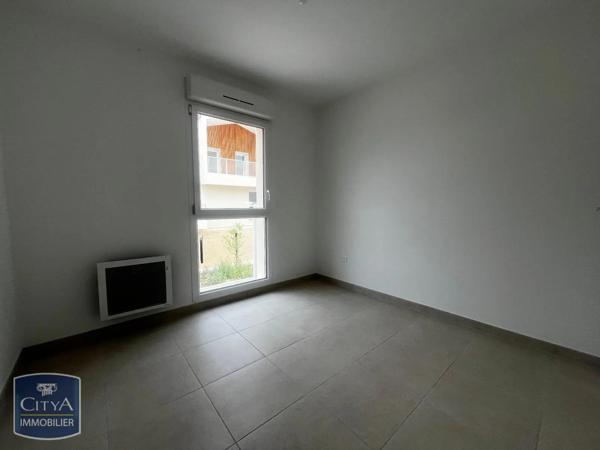Appartement à louer 3 pièces 63.3m² Rodilhan (30230)