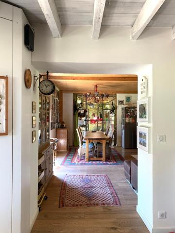 Magnifique ensemble Bressan situé dans un écrin de verdure