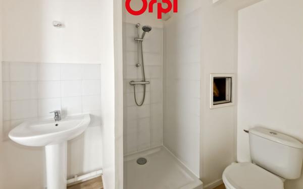 Appartement à vendre    1 pièce •  Corbeil-Essonnes