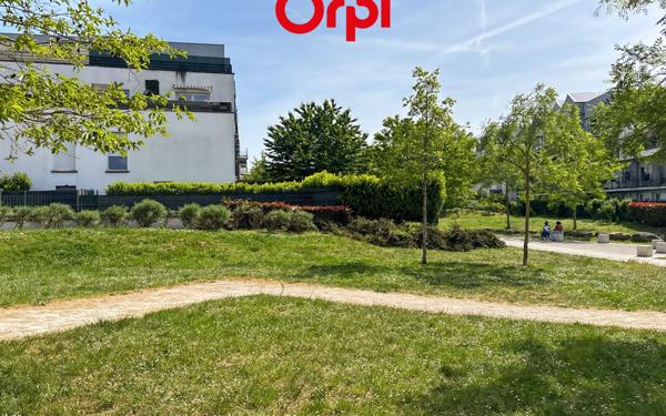 Appartement à vendre    1 pièce •  Corbeil-Essonnes