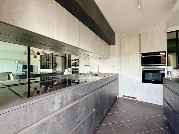 Sèvres centre-ville - Brancas - 3 pièces 72 m² en excellent état avec balcon, parking et cave