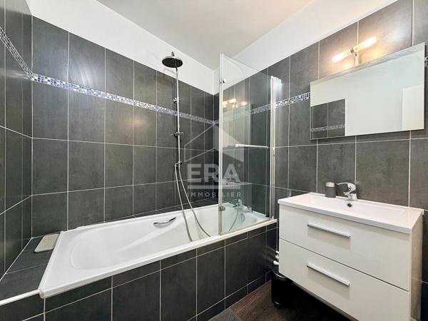 Sèvres centre-ville - Brancas - 3 pièces 72 m² en excellent état avec balcon, parking et cave