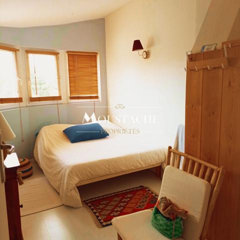 BELLE MAISON RÉNOVÉE 50s - 400M PLAGE & COMMERCES -