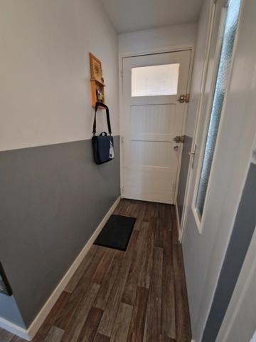 Maison/Appartement à vendre 2 pièces SAINT JEAN D'ANGELY (17)- 60 m²