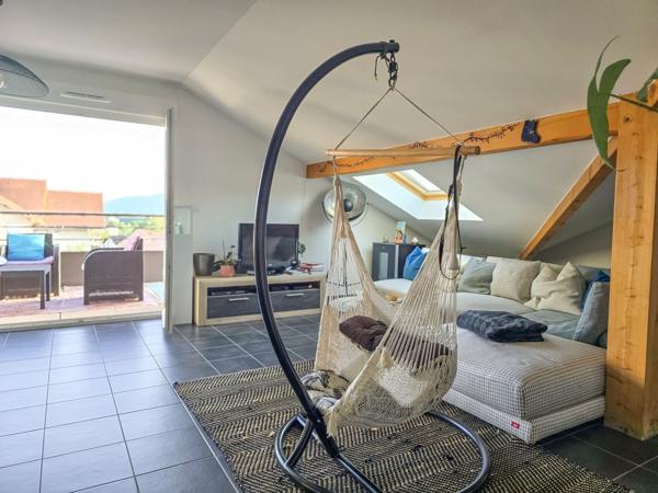 Location
                Appartement74,06 m² - 3 Pièces -
                    ST CERGUES (74140)