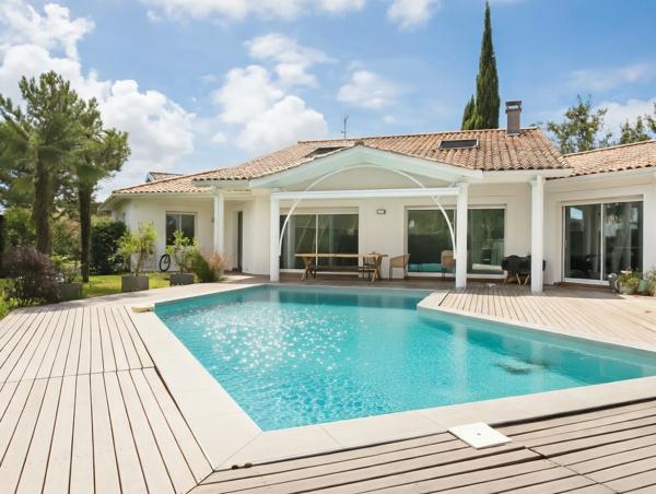 Maison Bruges 7 pièce(s) 220 m2