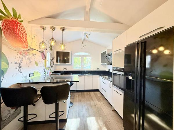 Maison Houilles 104.42 m2 584 000 € ** - Référence 7152