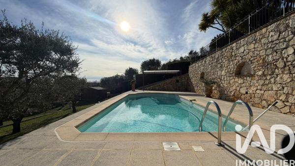 Maison à vendre 4 pièces 105 m² Châteauneuf-Grasse