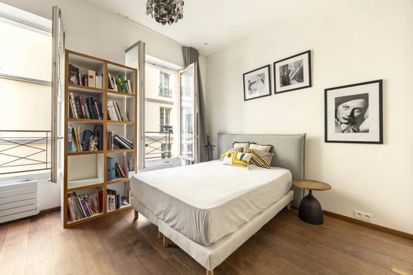 Appartement Paris 1 er - PLACE DES VICTOIRES / COQUILLÈRE
