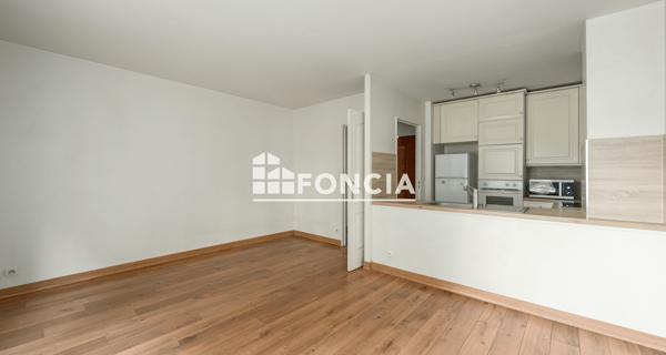 À vendre Appartement 2 pièces 42.41 m² - La Varenne St Hilaire 94210