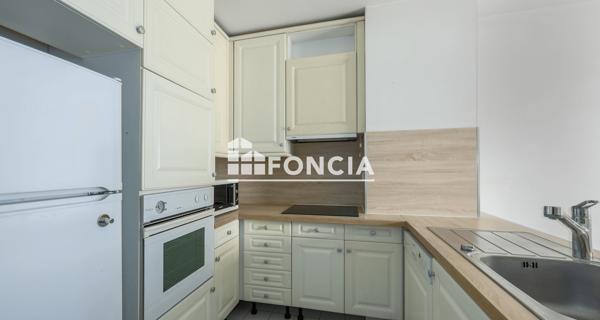 À vendre Appartement 2 pièces 42.41 m² - La Varenne St Hilaire 94210