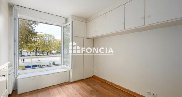 À vendre Appartement 2 pièces 42.41 m² - La Varenne St Hilaire 94210