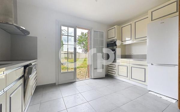 Maison à vendre    5 pièces •  Marcilly-sur-Eure