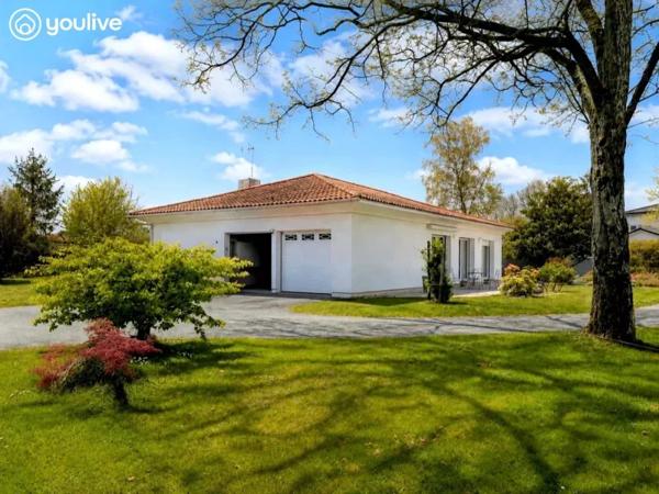 MAISON D’ARCHITECTE 212 M² – PLAIN-PIED – TERRAIN 2 628 M² – LA ROCHE-SUR-YON NORD