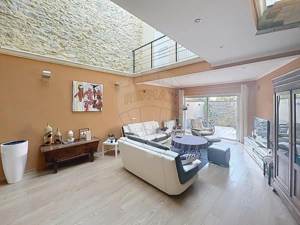 Maison 4 chambre(s) de luxe à vendre - Nîmes, Gard - 30