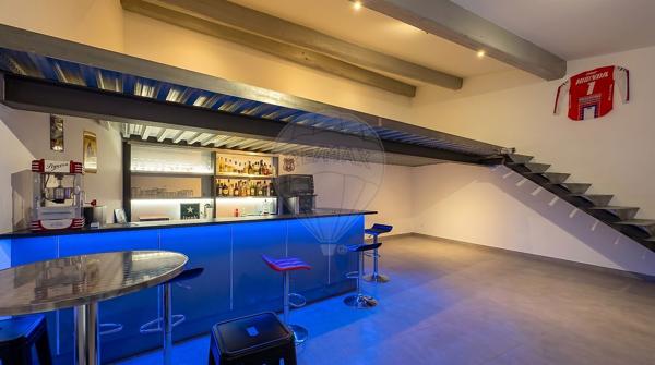 Maison 4 chambre(s) de luxe à vendre - Nîmes, Gard - 30