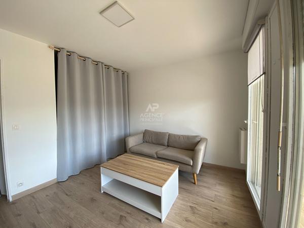 Appartement Cergy 1 pièce(s) 24,08 m2 Loyer 799 €/mois charges comprises **  - Référence  MG11227