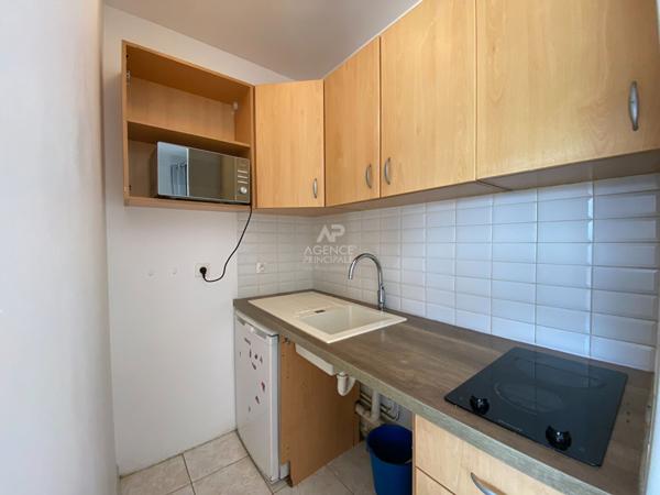 Appartement Cergy 1 pièce(s) 24,08 m2 Loyer 799 €/mois charges comprises **  - Référence  MG11227