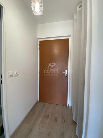 Appartement Cergy 1 pièce(s) 24,08 m2 Loyer 799 €/mois charges comprises **  - Référence  MG11227