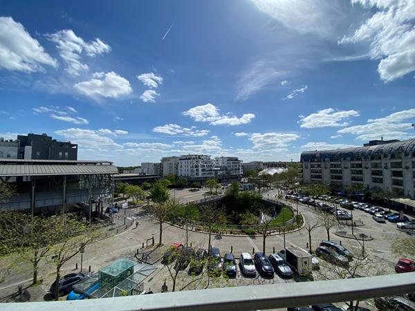 Appartement Cergy 1 pièce(s) 24,08 m2 Loyer 799 €/mois charges comprises **  - Référence  MG11227