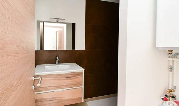 28 avenue de la République, Saint-Palais-sur-Mer – Appartement rénové, vue dégagée sur la place, plage à pied