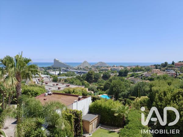Location appartement 2 pièces 51 m² Villeneuve-Loubet