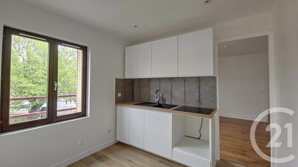 Appartement F2 à vendre  2 pièces - 38 m 2   BOBIGNY  - 93