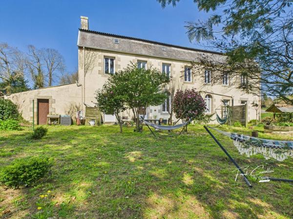 Superbe propriété de 9 pièces à 10mn des plages