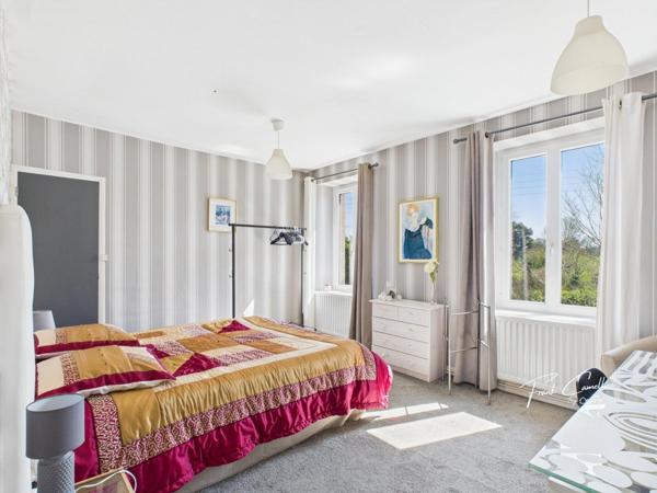 Superbe propriété de 9 pièces à 10mn des plages