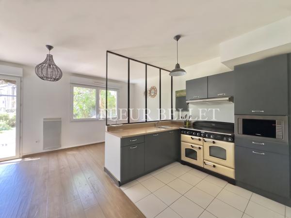 Appartement
         3 pièces
        - 60 m² Exclusivité 460 000 € *