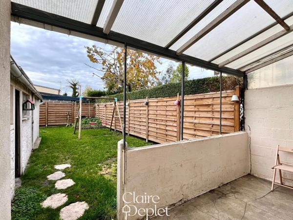 Maison de ville 3 chambres avec jardin et dépendances.