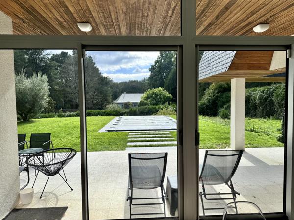 Acheter Maison 9 pièces - 371 m²