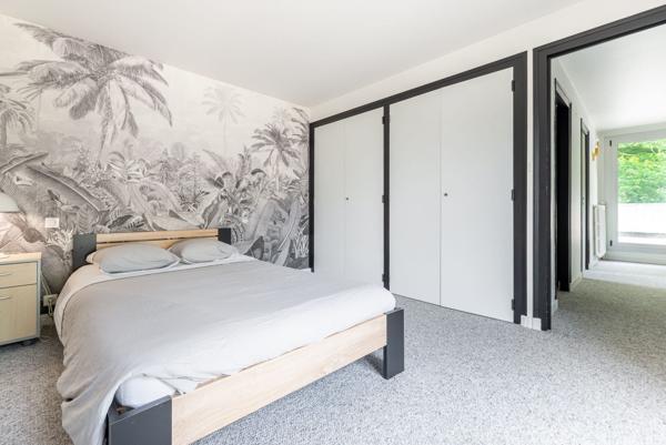 Acheter Maison 9 pièces - 371 m²