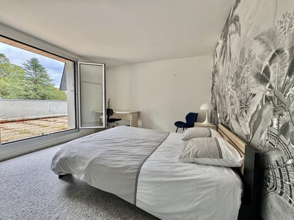 Acheter Maison 9 pièces - 371 m²