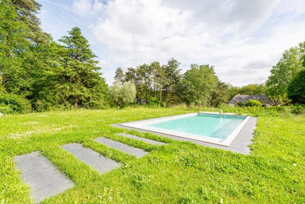 Acheter Maison 9 pièces - 371 m²