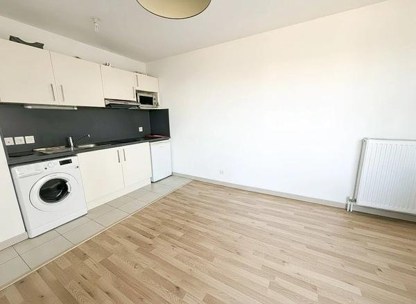 Vente                                                      Appartement
                        
                     1 pièces                      27 m2                     à Chartres