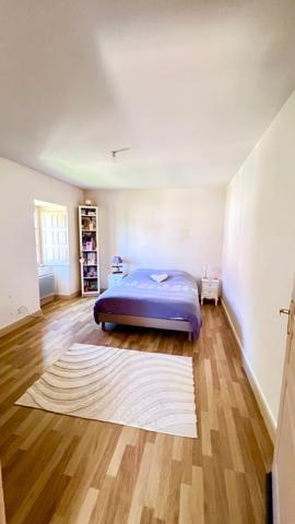 CHATILLON SUR SEINE :Appartement moderne de 130m² proche du centre ville au cœur de la nature sur 2 hectares Châtillon-sur-Seine (21400)