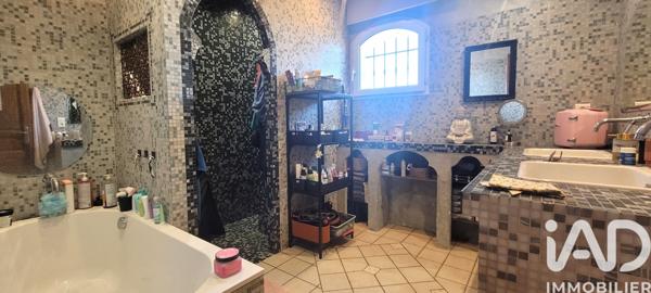 Maison à vendre 6 pièces 143 m² Orange