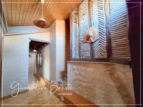 Proche EYMET - Propriété en Pierre 300m² avec gîte - Terrain de 12 Ha - Dépendances